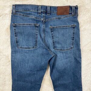 LL Bean Men’s Slim Straight Size 31x29 Medium Blue Wash Beanflex Jeans 514868